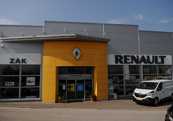 Renault-zak_02.jpg
